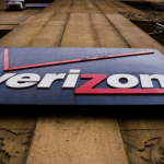 Verizon Communications Inc. (NYSE: VZ) was in 57 hedge funds' portfolios at the end of the third quarter of 2021 down from 2020 | EMWNews.com