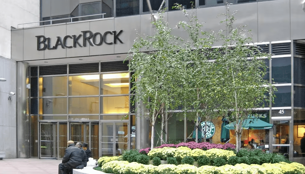 U.S. Securities and Exchange Commission Delays Decision on BlackRock and Fidelity Ether ETF Applications